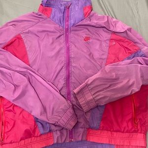 1980s vintage Nike swoosh wind breaker